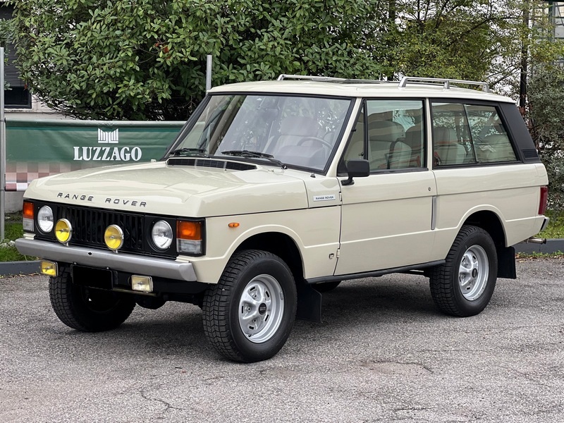 Land Rover auto d'epoca in vendita a Brescia da Luzzago 1975